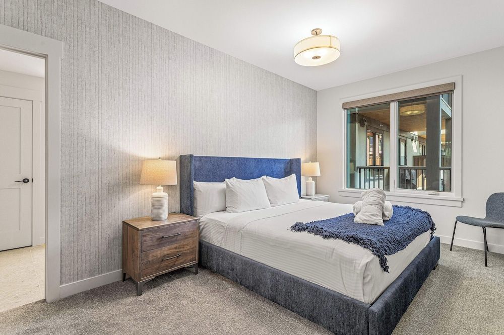 Spring Creek Vacations TM109 Two Bedroom Premier Condo 4