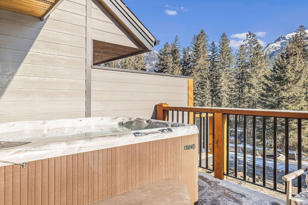 Spring Creek Vacations Four Bedroom Villa 34 15