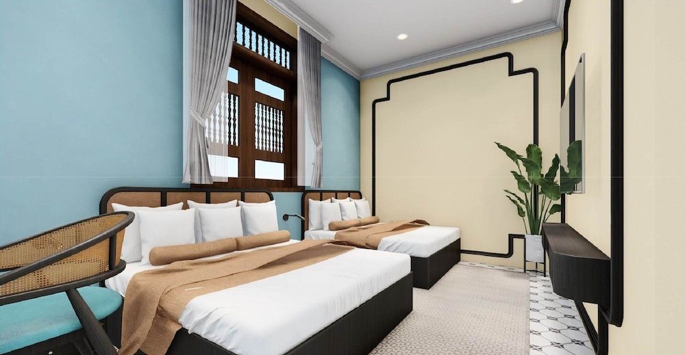 undefined DA NANG 1962 INN 8