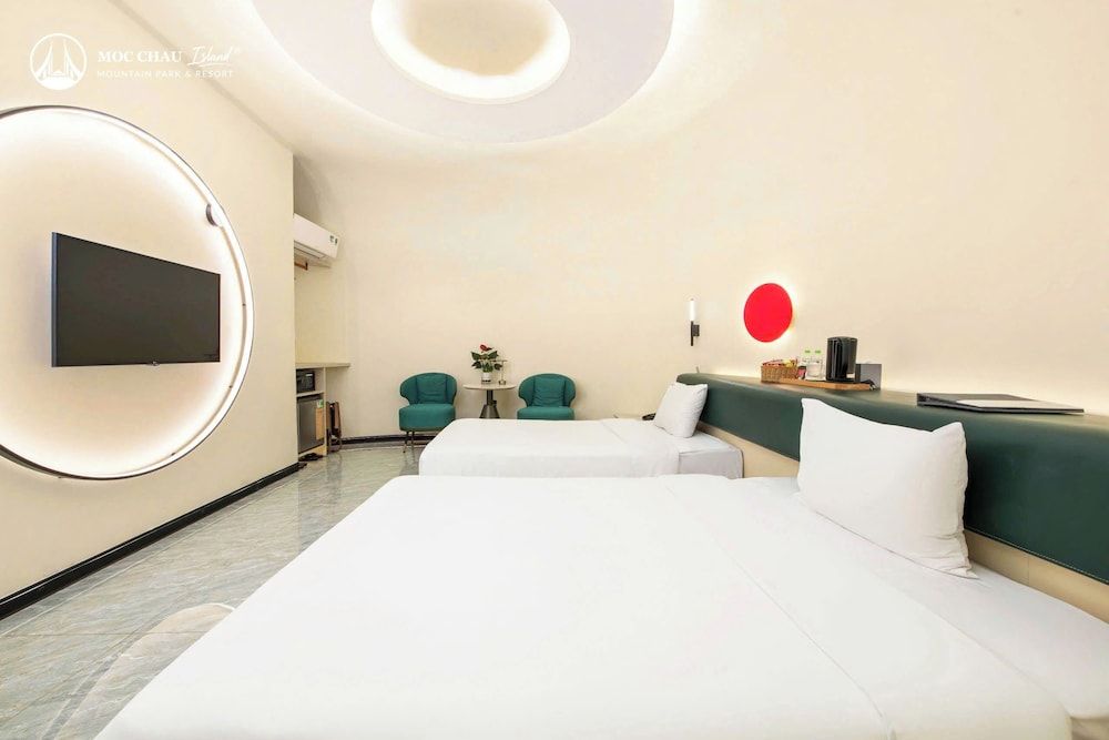 Moc Chau Island - Bach Long Glass Bridge Design Twin Room