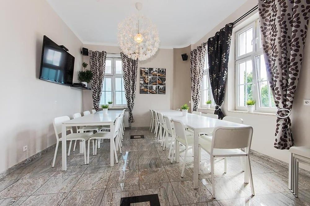 undefined 3 city hostel 4