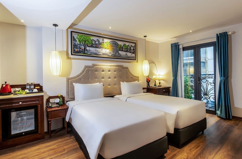 Executive Room, 2 Twin Beds, Non Smoking, City View