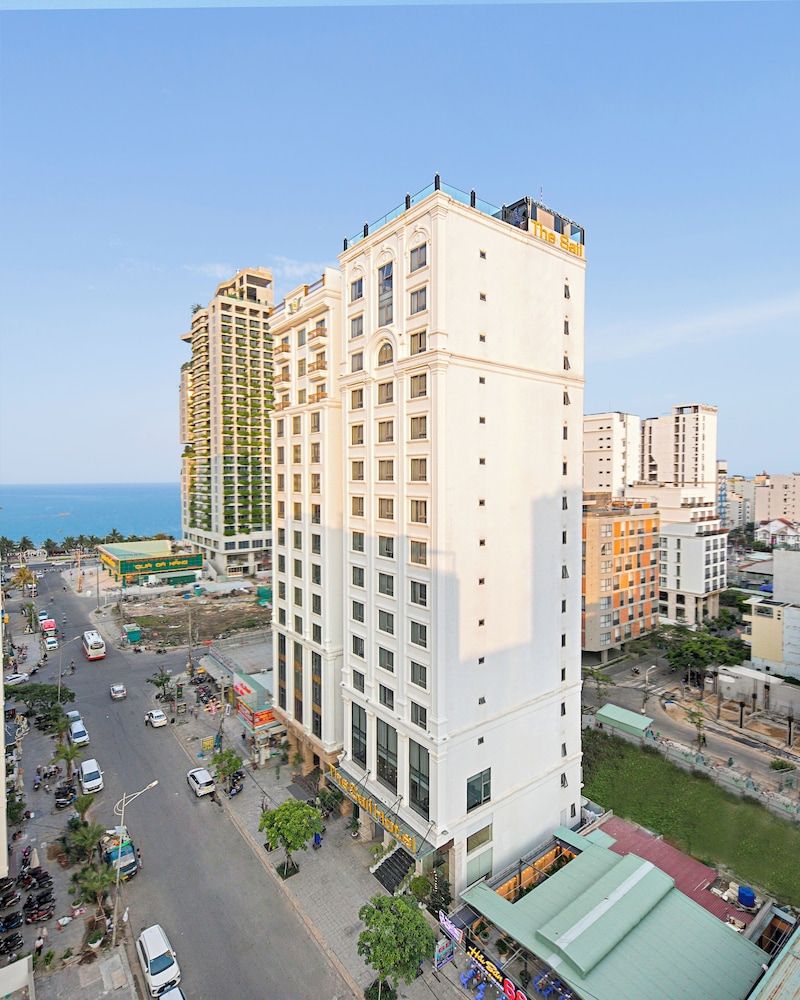 undefined The Sail Hotel - My Khe Beach 3