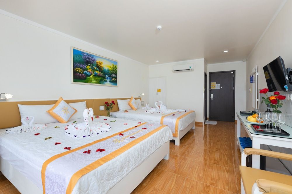 Deluxe Family Room