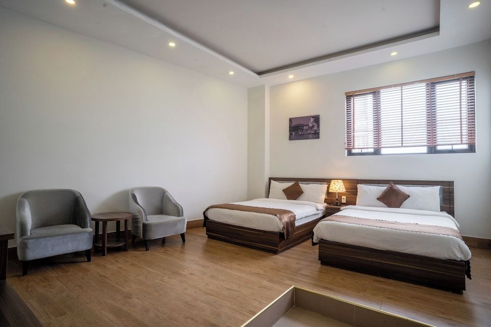 undefined Mai Khanh Hotel 2