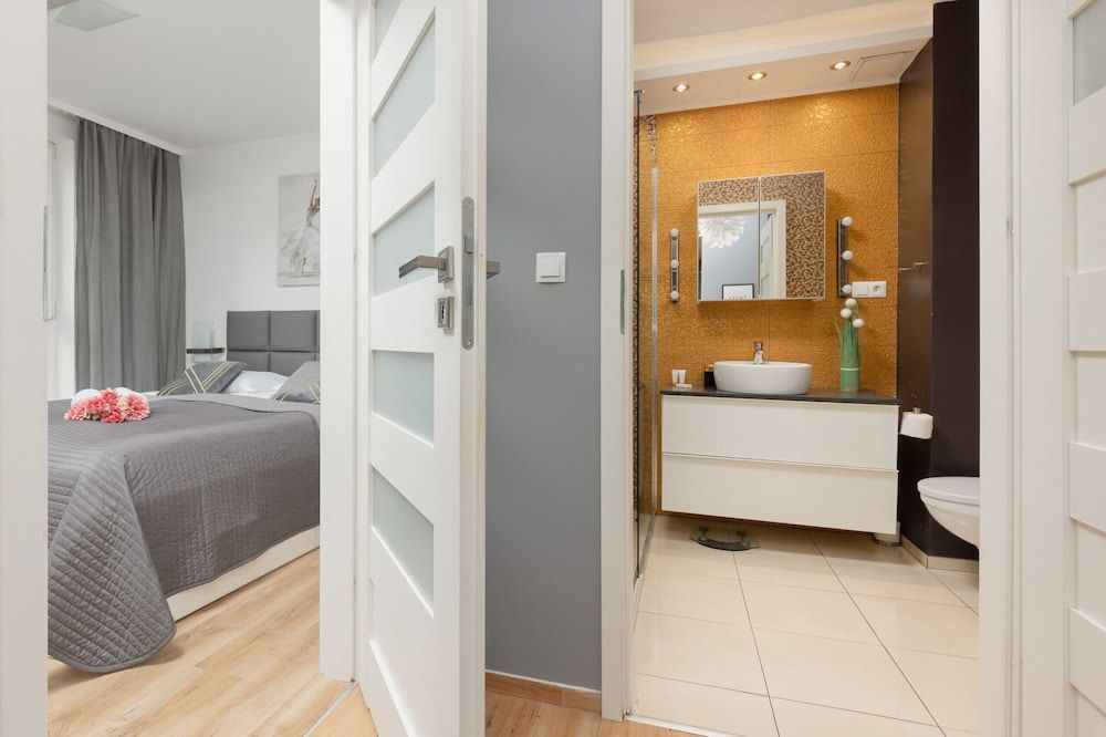 undefined Apartment Wawrzyszewska by Renters 4