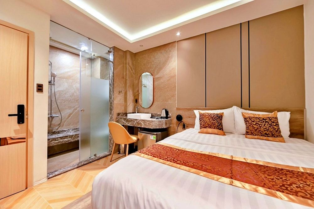 undefined S79 My My Hotel 2 3