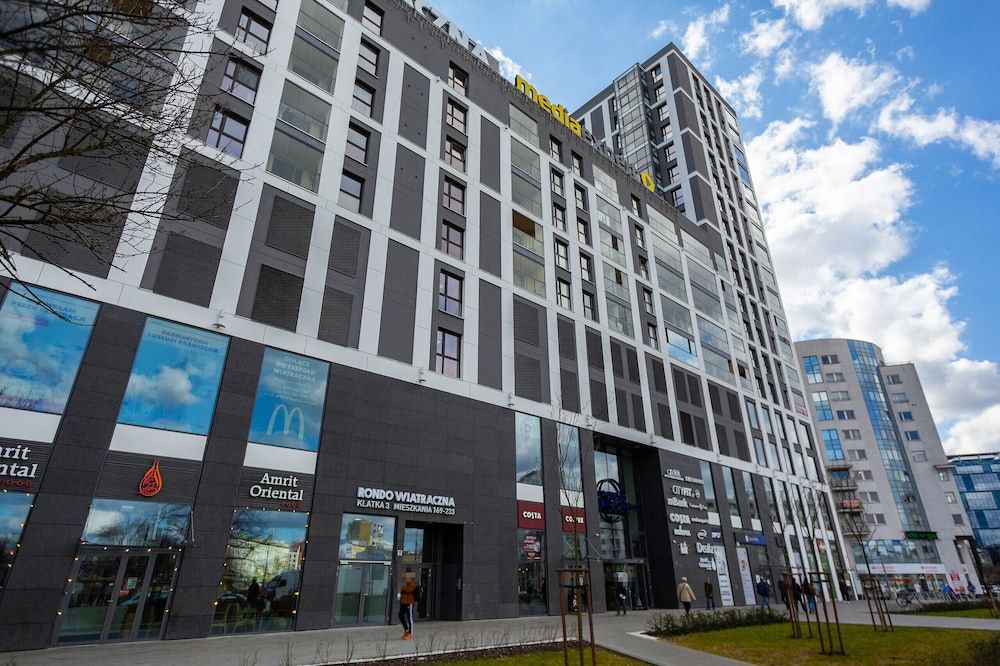 undefined Rondo Wiatraczna Warsaw by Renters 3