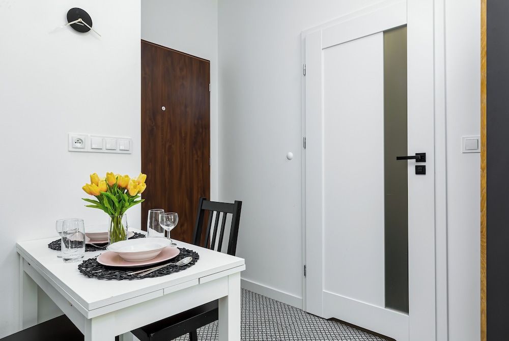 Lekka Apartment by Renters Apartment, 1 Bedroom, Balcony 16