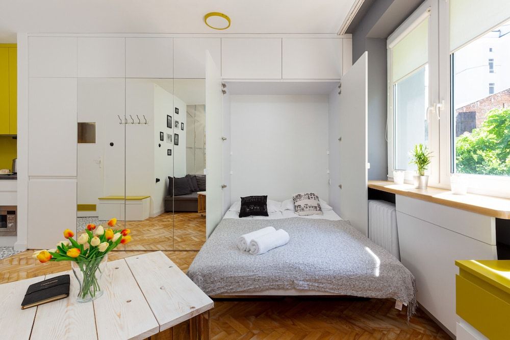 undefined Poznańska Apartment by Renters 10