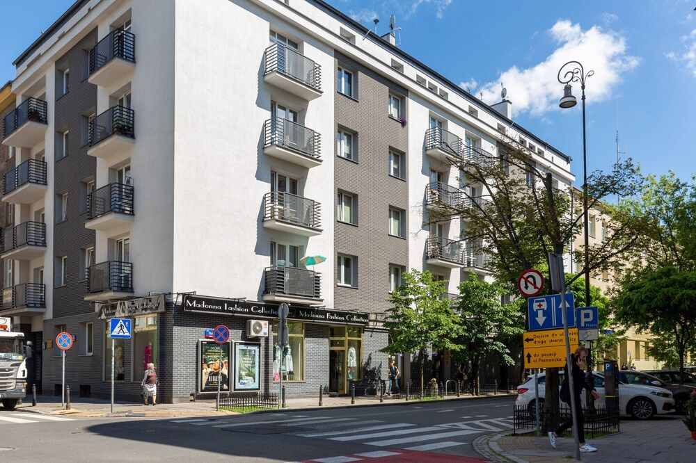 undefined Poznańska Apartment by Renters 2