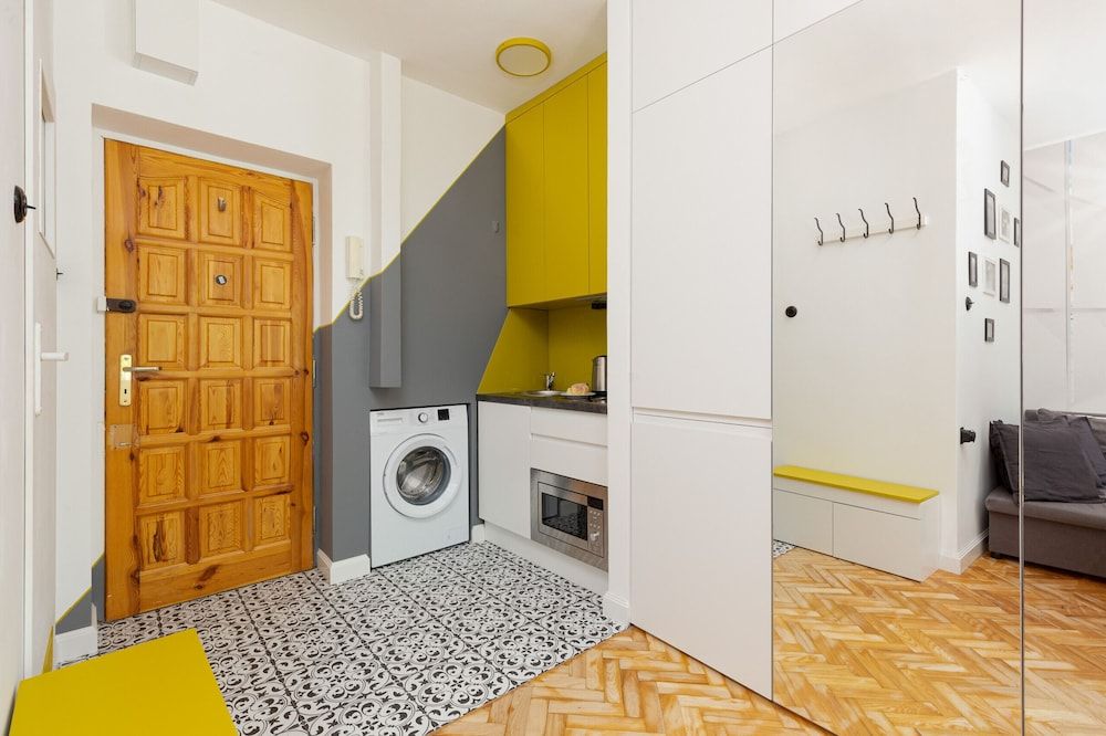 undefined Poznańska Apartment by Renters 6