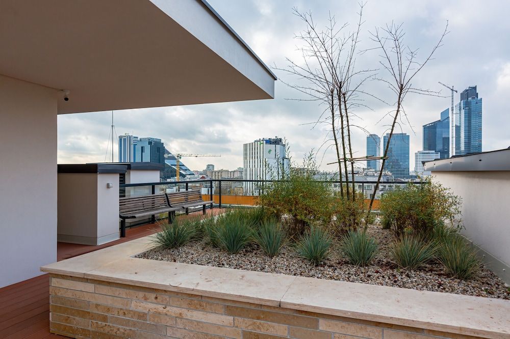 Warsaw Sienna Apartments by Renters Apartment, 1 Bedroom, Balcony 23