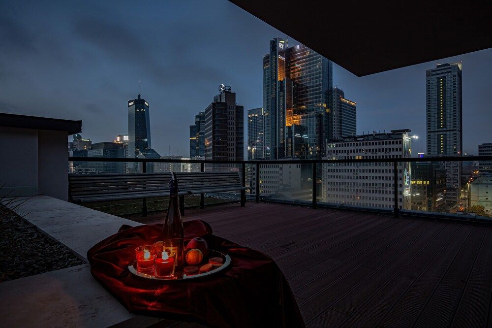 Warsaw Sienna Apartments by Renters Apartment, 1 Bedroom, Balcony 40