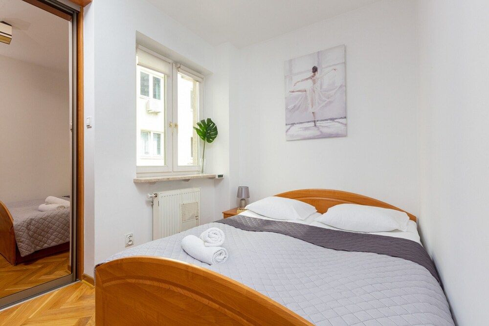 undefined Krypska Apartment Warsaw by Renters 6