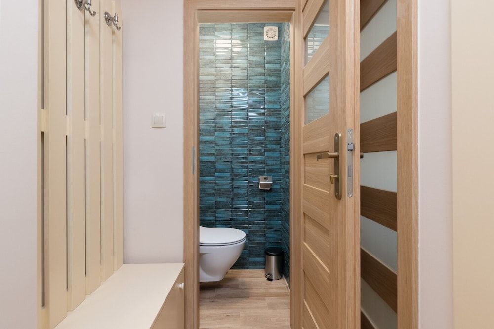 Apartment Rejtana Warszawa by Renters Apartment, 2 Bedrooms, 2 Bathrooms 30