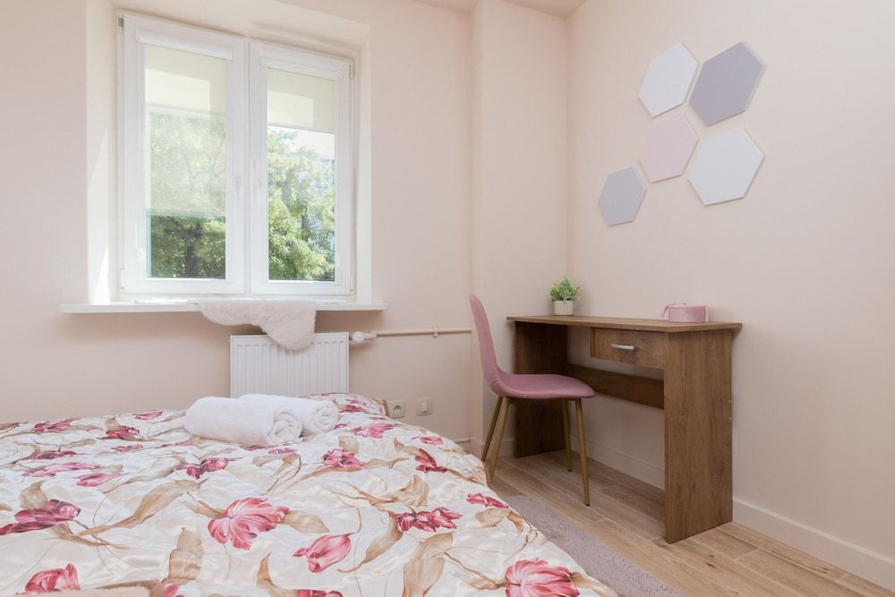 undefined Apartment Rejtana Warszawa by Renters 8