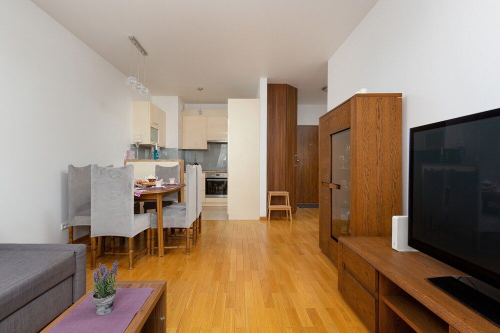 Apartment Skoroszewska Warsaw by Renters Apartment, 1 Bedroom, Balcony 13