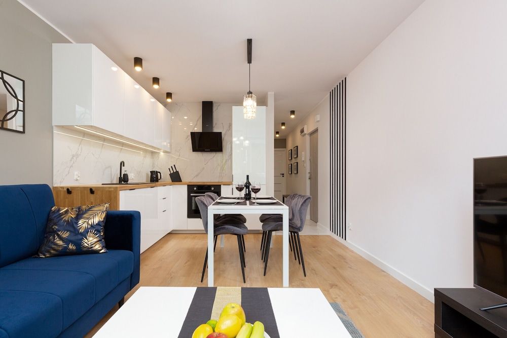 Apartment Wrzeciono by Renters Apartment, 2 Bedrooms, Smoking, Kitchen 22