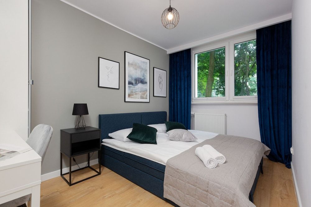 Apartment Wrzeciono by Renters Apartment, 2 Bedrooms, Smoking, Kitchen 10