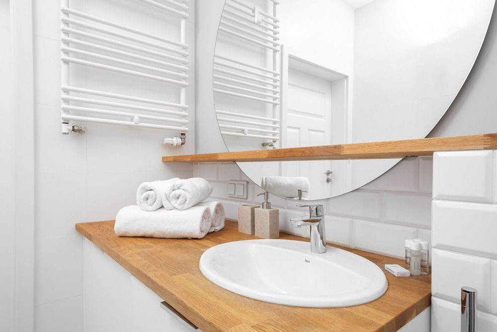 Kaliny Jędrusik Apartment by Renters Apartment, 1 Bedroom, Terrace 6