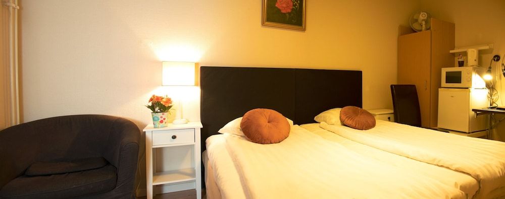 Euroway Hotel M&M AB Comfort Room 5