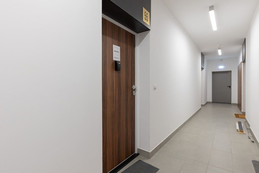 undefined Apartment Warsaw Złoty Potok by Renters 8