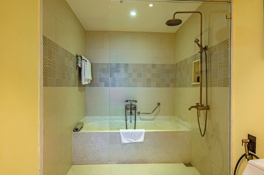 Wyndham Garden Hoi An Cua Dai Deluxe Twin Room, 2 Twin Beds, Balcony (Garden/City View) 5