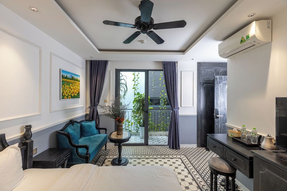 undefined Dérive Villa 4