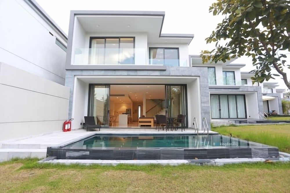 undefined The Point Resort - Golf View Villa 4