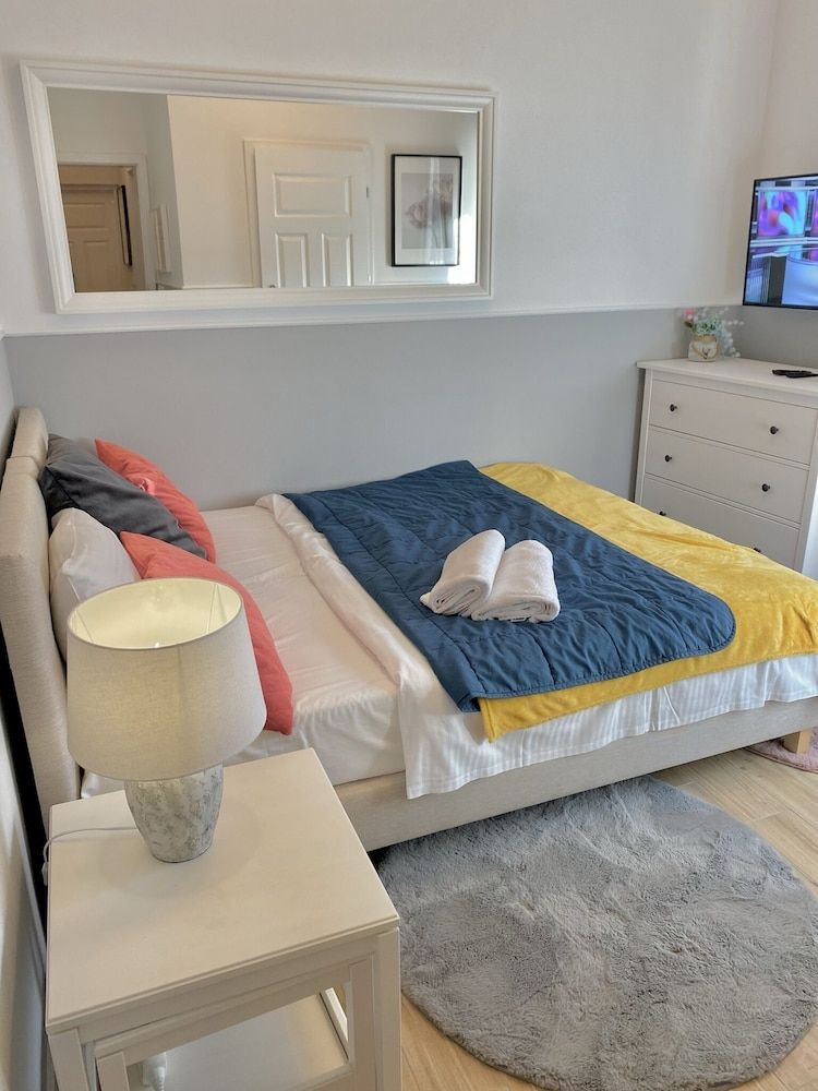 Elite Room