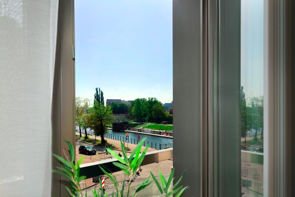 undefined Elite Apartments Waterlane SPA 4