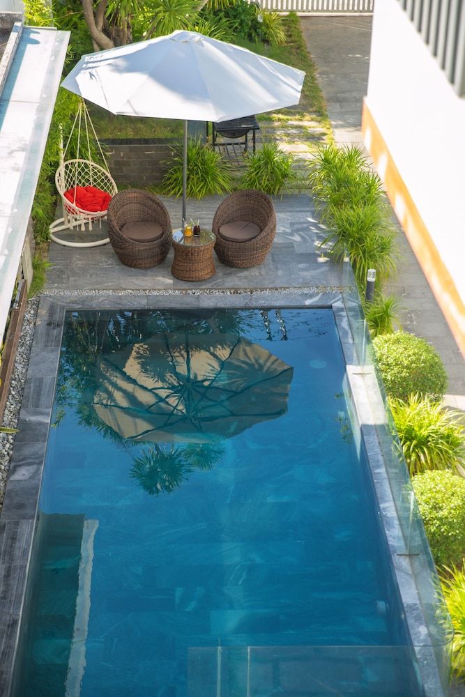 undefined T P Pool Villa 6