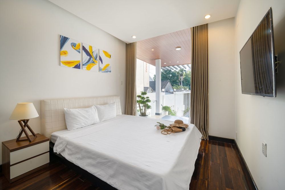 undefined T P Pool Villa 8