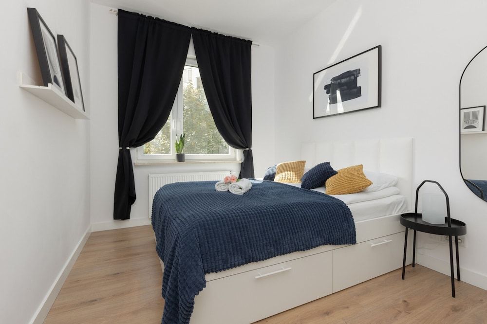 undefined Warsaw Apartment Jurajska by Renters 5