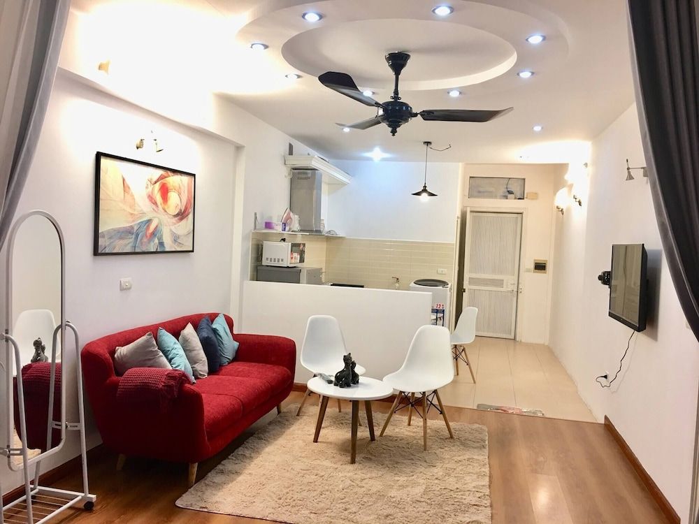 undefined Wind Chimes Hideaway - Apartment In Central Hanoi 3