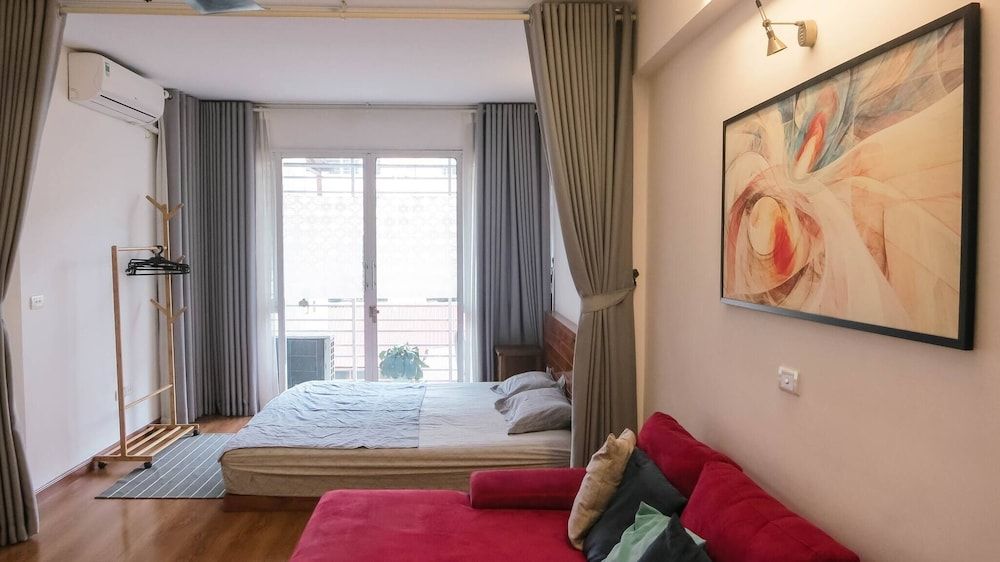 undefined Wind Chimes Hideaway - Apartment In Central Hanoi 10