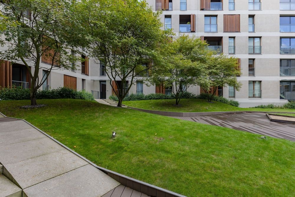 undefined Studio Warsaw Kolejowa by Renters 3