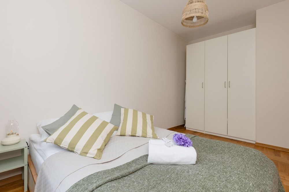 undefined Apartment Warsaw Bobrowiecka by Renters 10