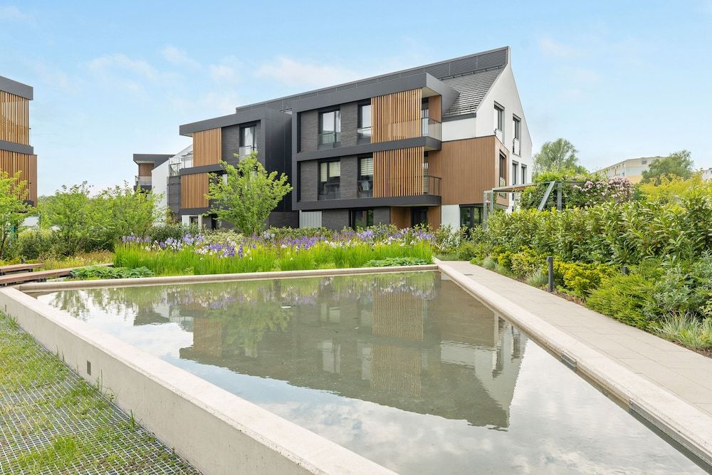 undefined Lion Apartments - Botanica 5