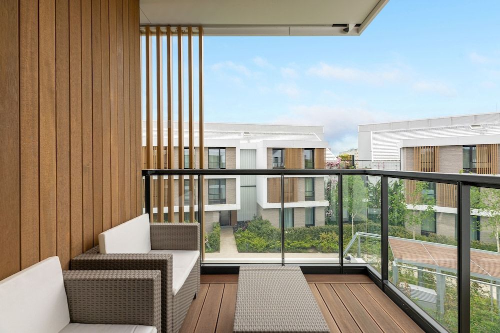 undefined Lion Apartments - Botanica 4