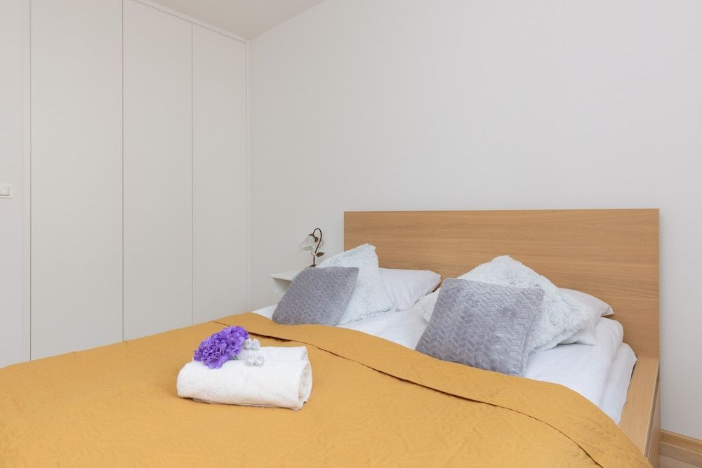 undefined Apartment Warsaw Fort Wola by Renters 9