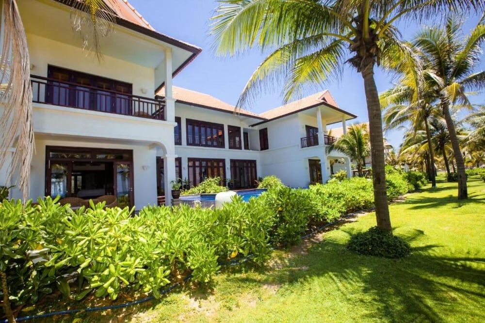 undefined Luxury Danang Beach Pool Villa 6
