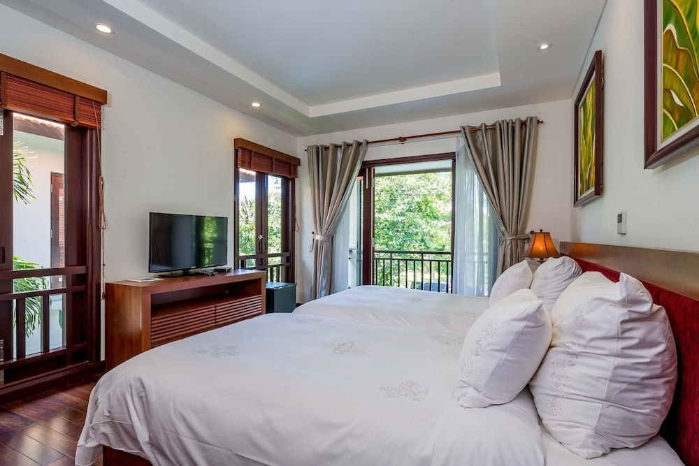 undefined Luxury Danang Beach Pool Villa