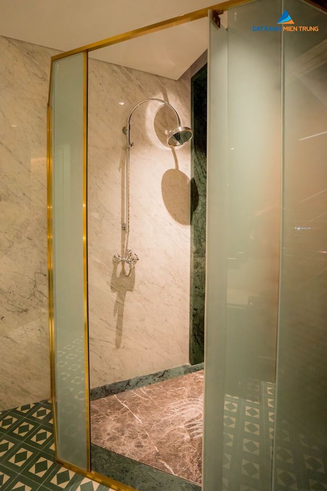 undefined Regal Collection House 3