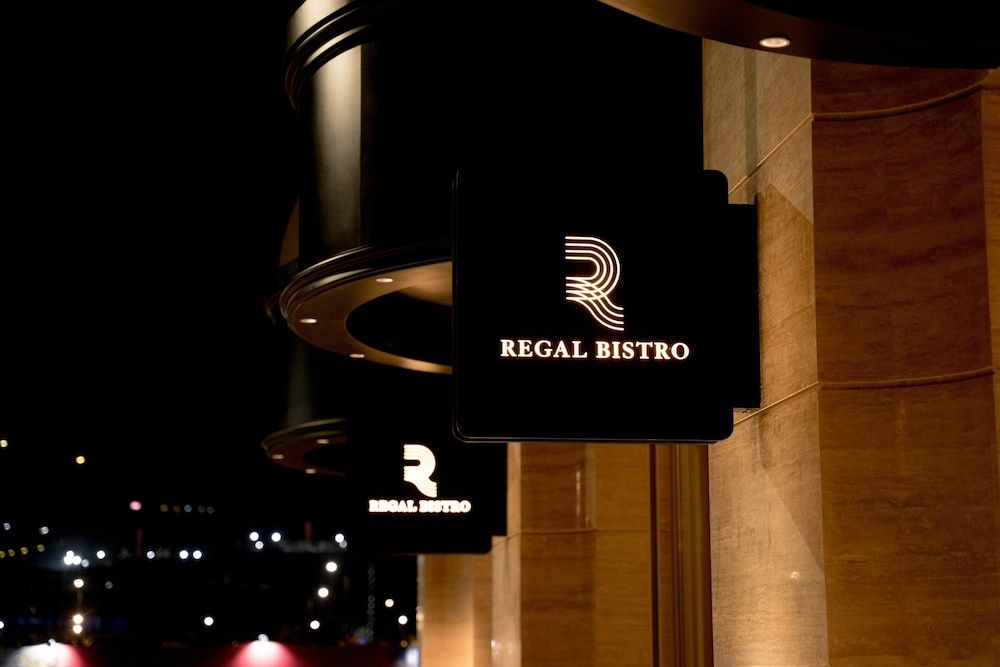 undefined Regal Collection House 9