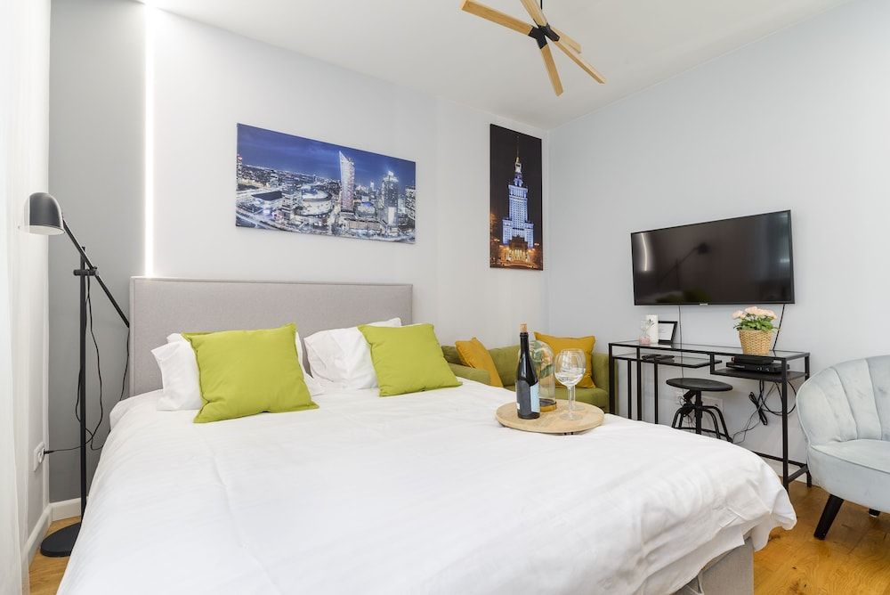 undefined Lumina сomfortable studio on Twarda 5