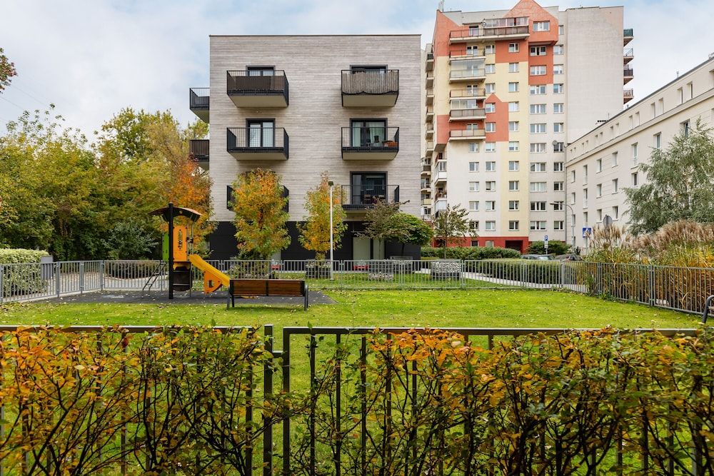 undefined Warsaw Sokołowska Apartment by Renters 10