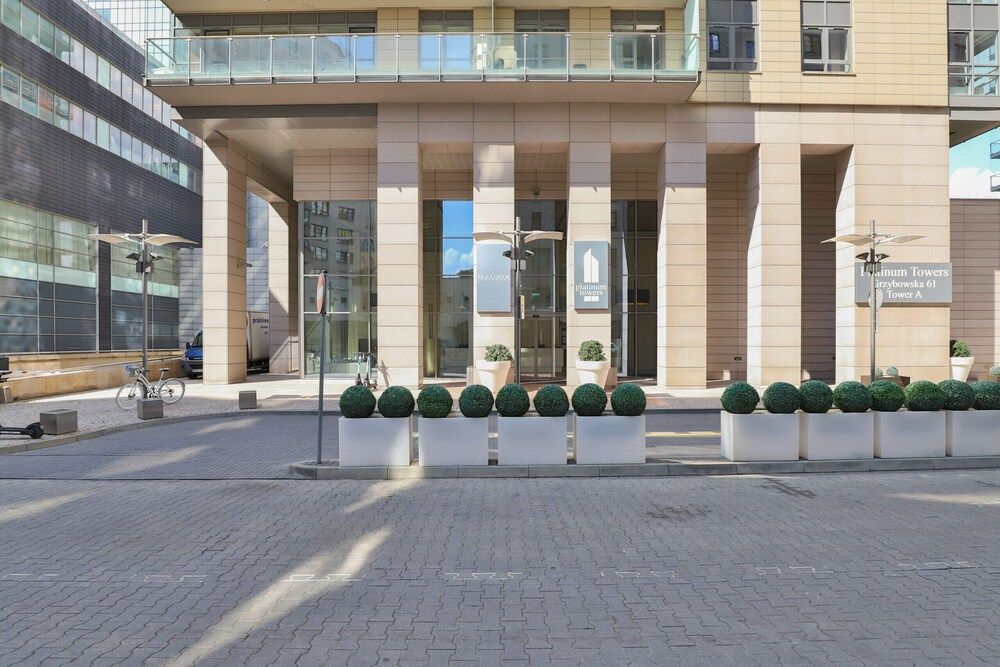 undefined Platinum Towers Grzybowska by Renters 6