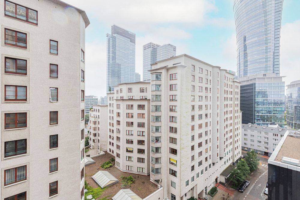 undefined Platinum Towers Grzybowska by Renters